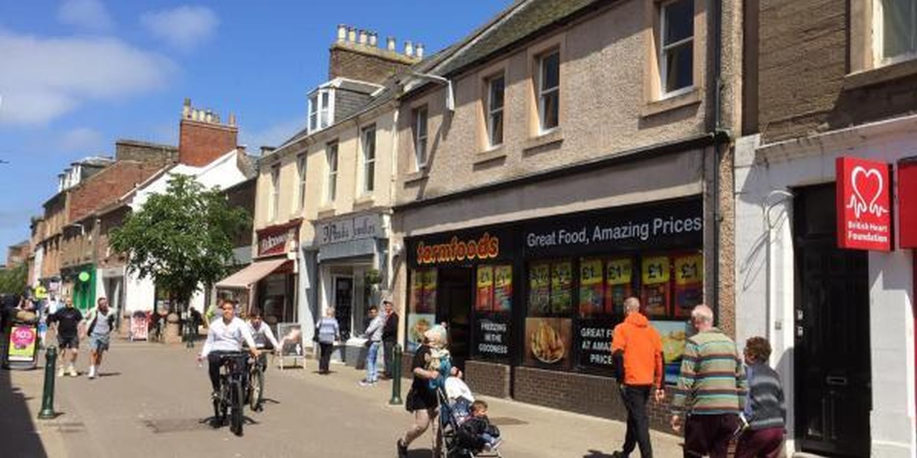Ryden advises on the purchase of well secured retail investment in Arbroath for £432,500 Image